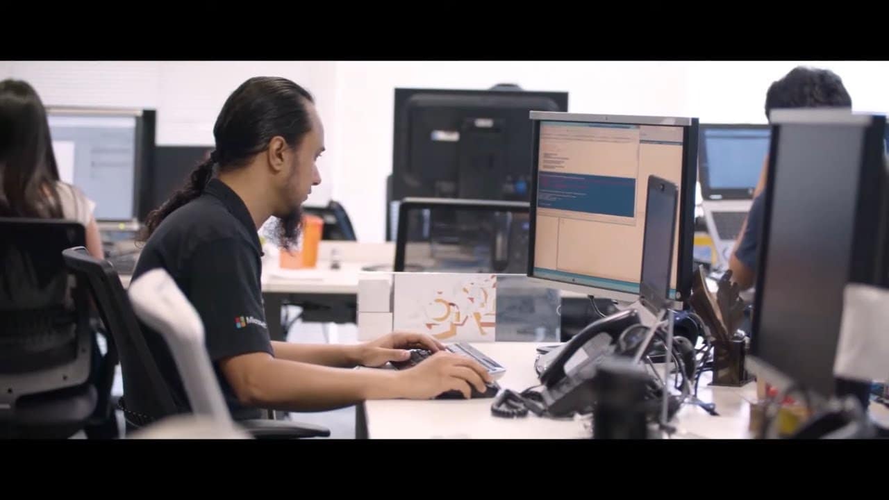 Itaú Unibanco améliore la disponibilité de ses services et le traitement des données avec SQL Server 2019